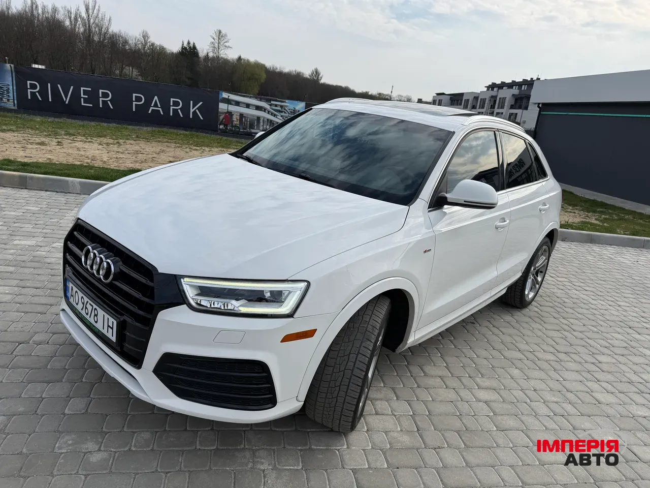 Audi Q3 - фото 3