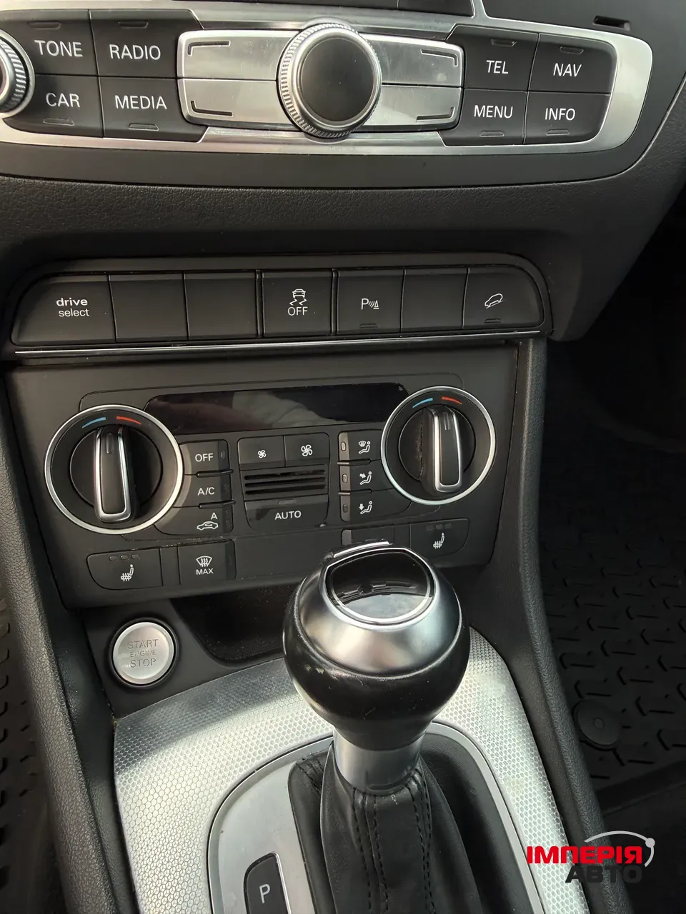 Audi Q3 - фото 26