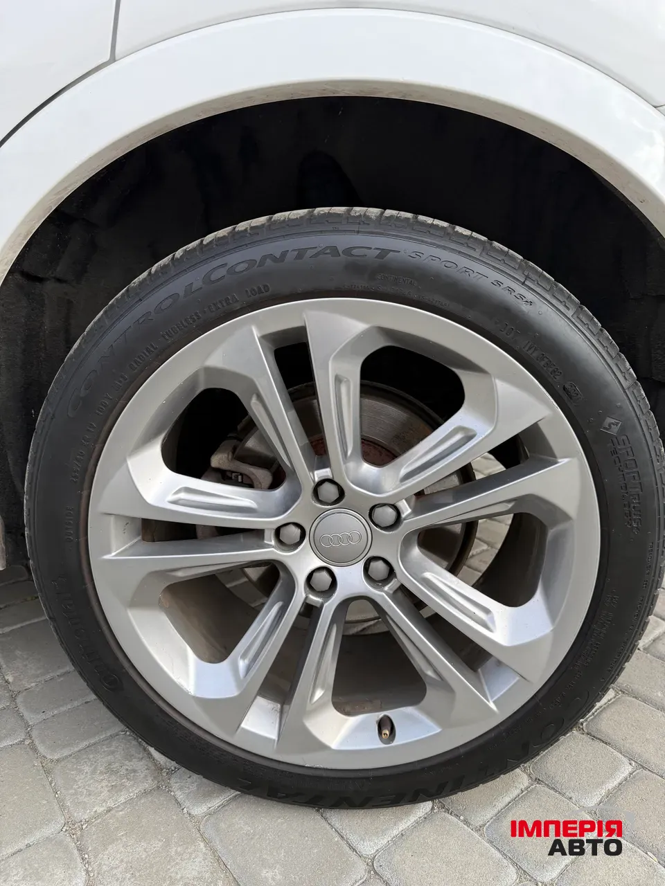 Audi Q3 - фото 18