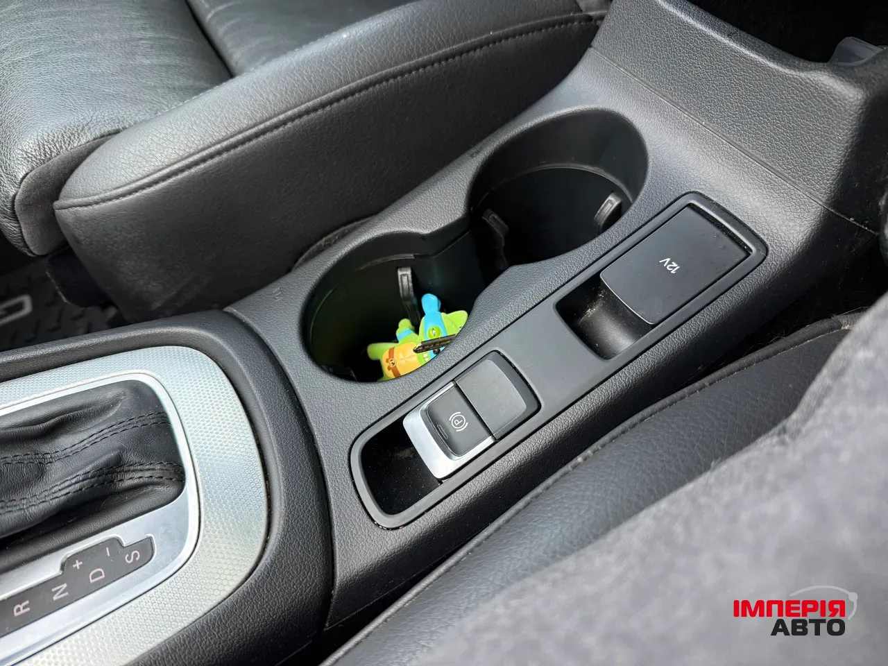 Audi Q3 - фото 10