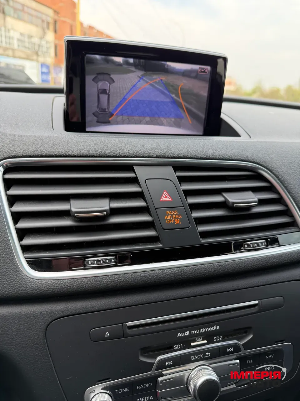 Audi Q3 - фото 11