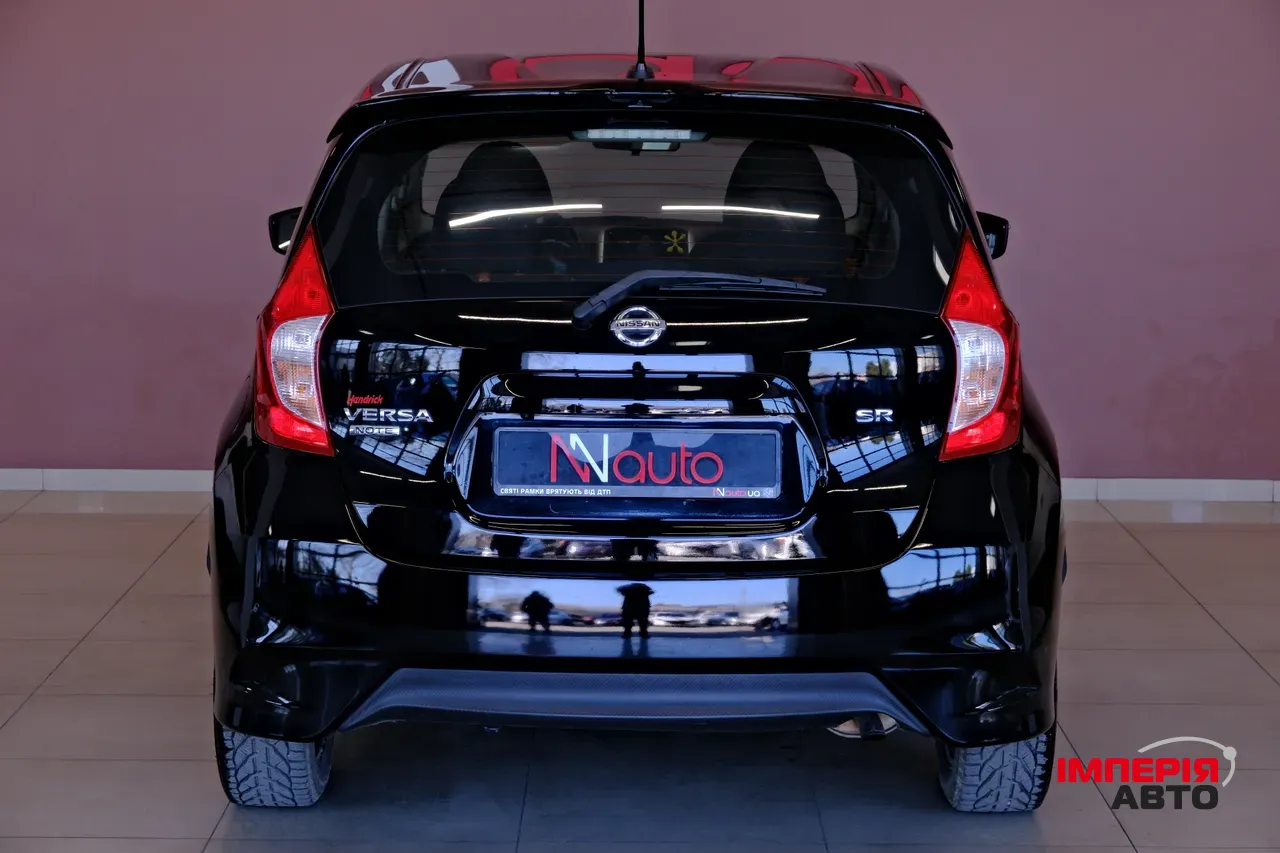 Nissan Versa Note - фото 6