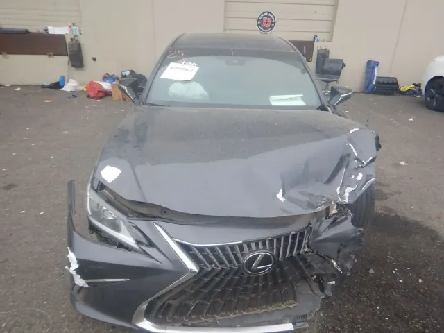 Lexus ES - фото 2