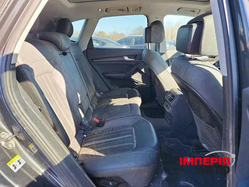 Audi Q5 - фото 10