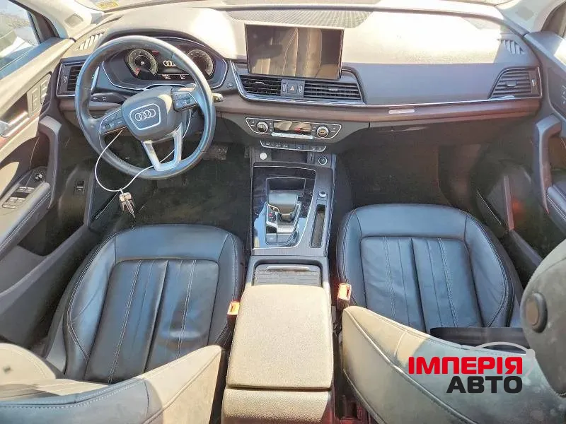 Audi Q5 - фото 8