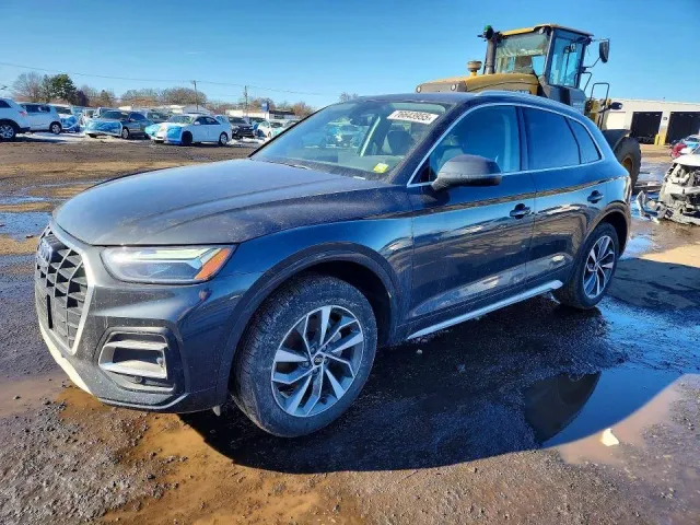 Audi Q5 - фото 1