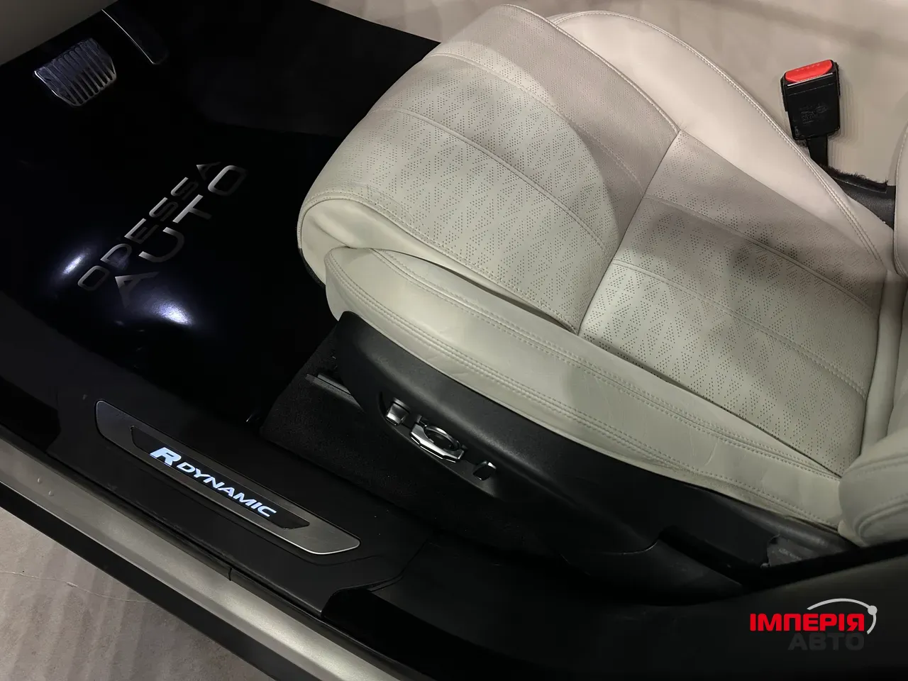 Land Rover Range Rover Velar - фото 19