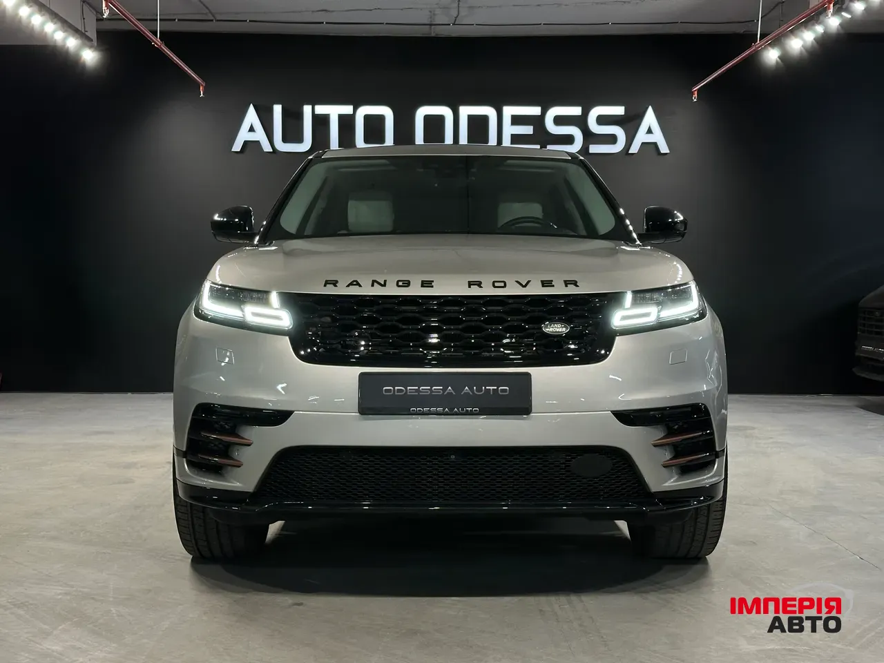 Land Rover Range Rover Velar - фото 1