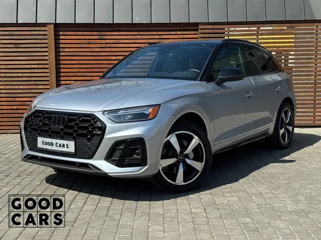 Audi Q5 - фото 1