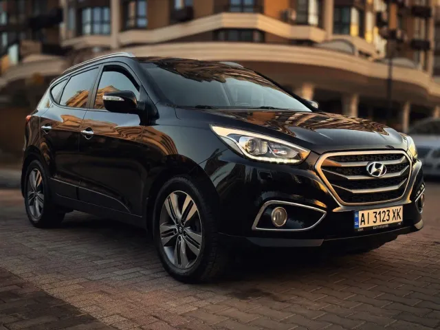 Hyundai ix35 - фото 1