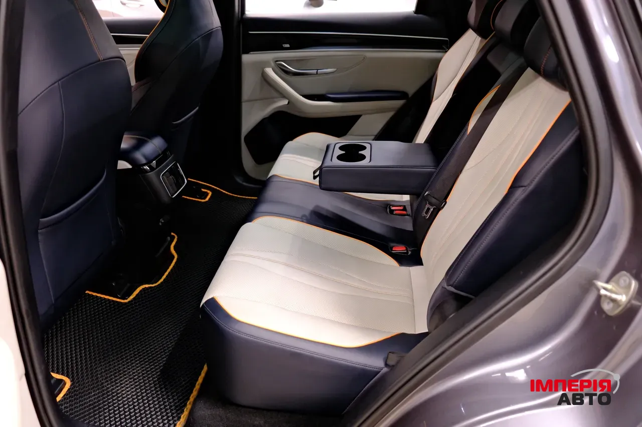 BYD Song Plus - фото 8