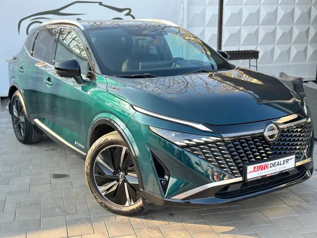 Nissan Qashqai - фото 1