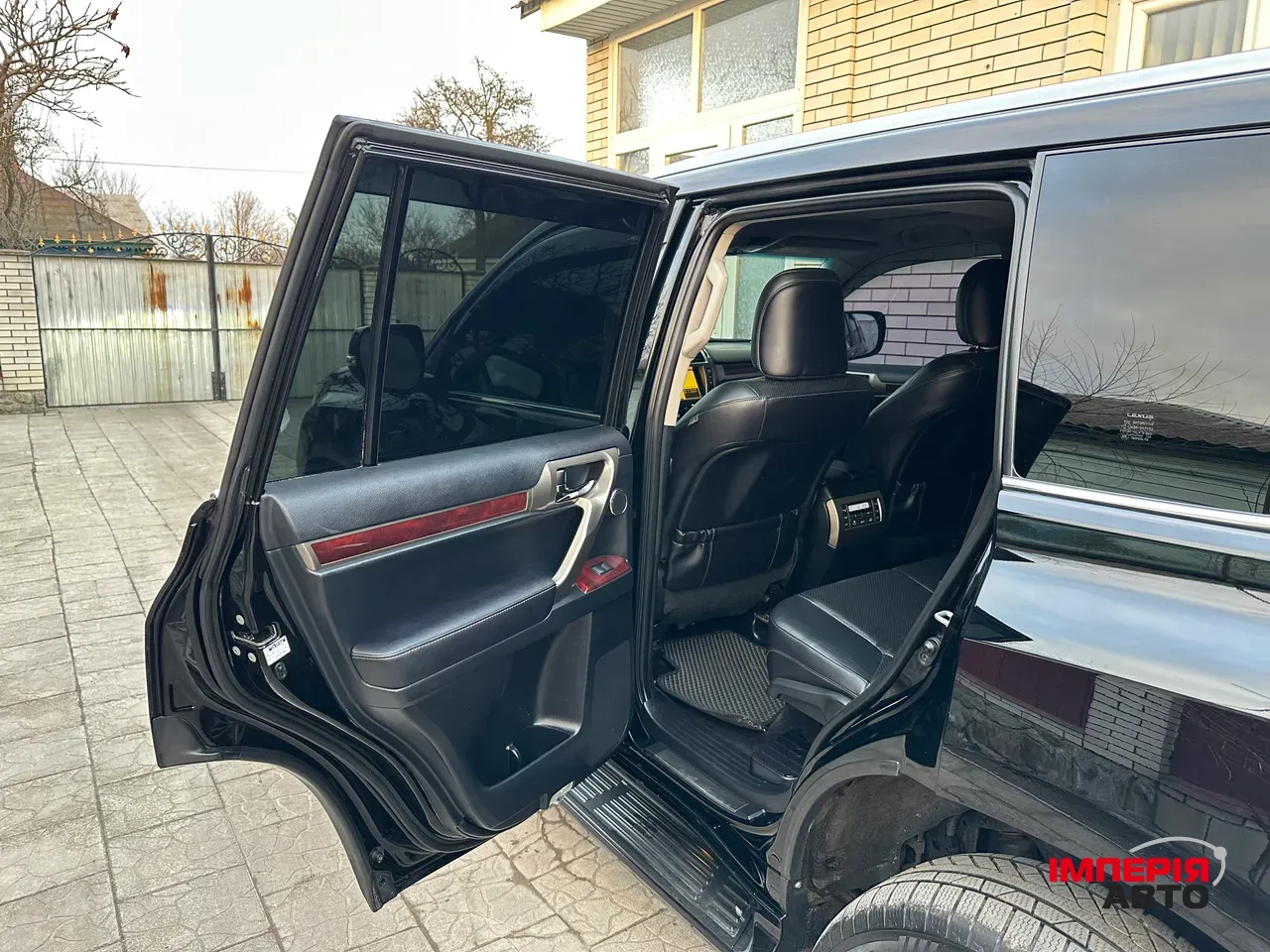 Lexus GX - фото 31