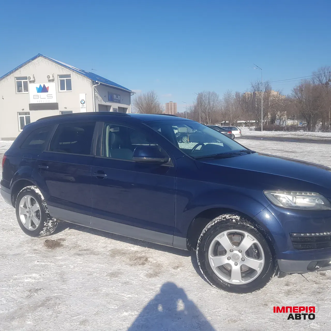 Audi Q7 - фото 1