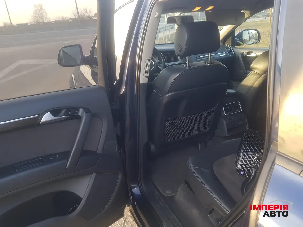 Audi Q7 - фото 5