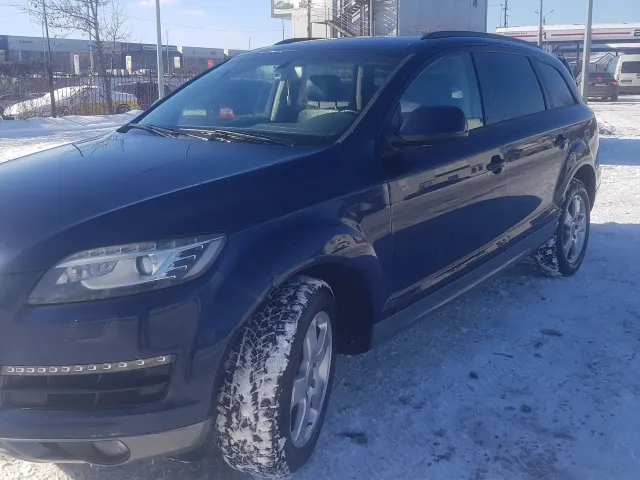 Audi Q7 - фото 3
