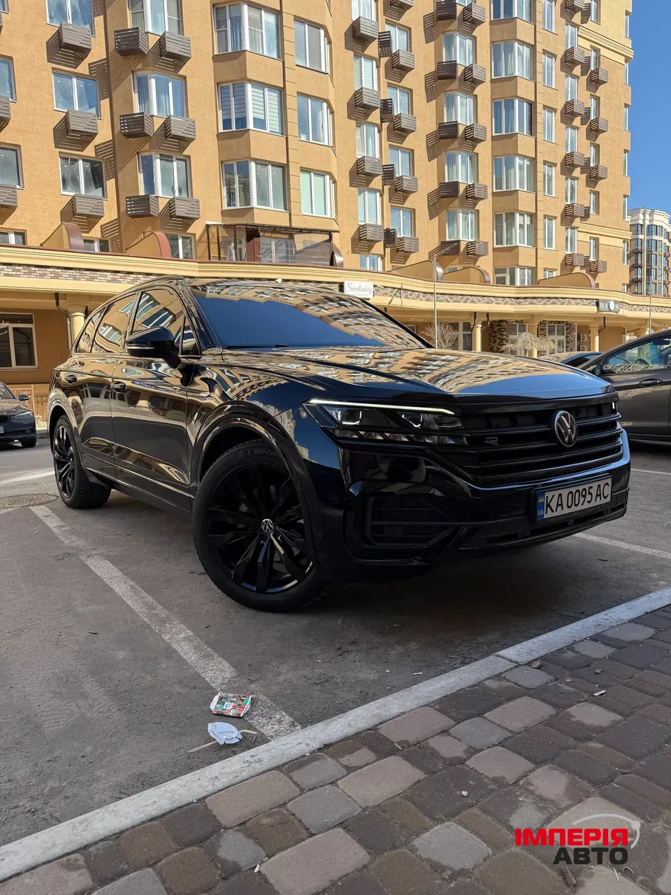 Volkswagen Touareg - фото 2