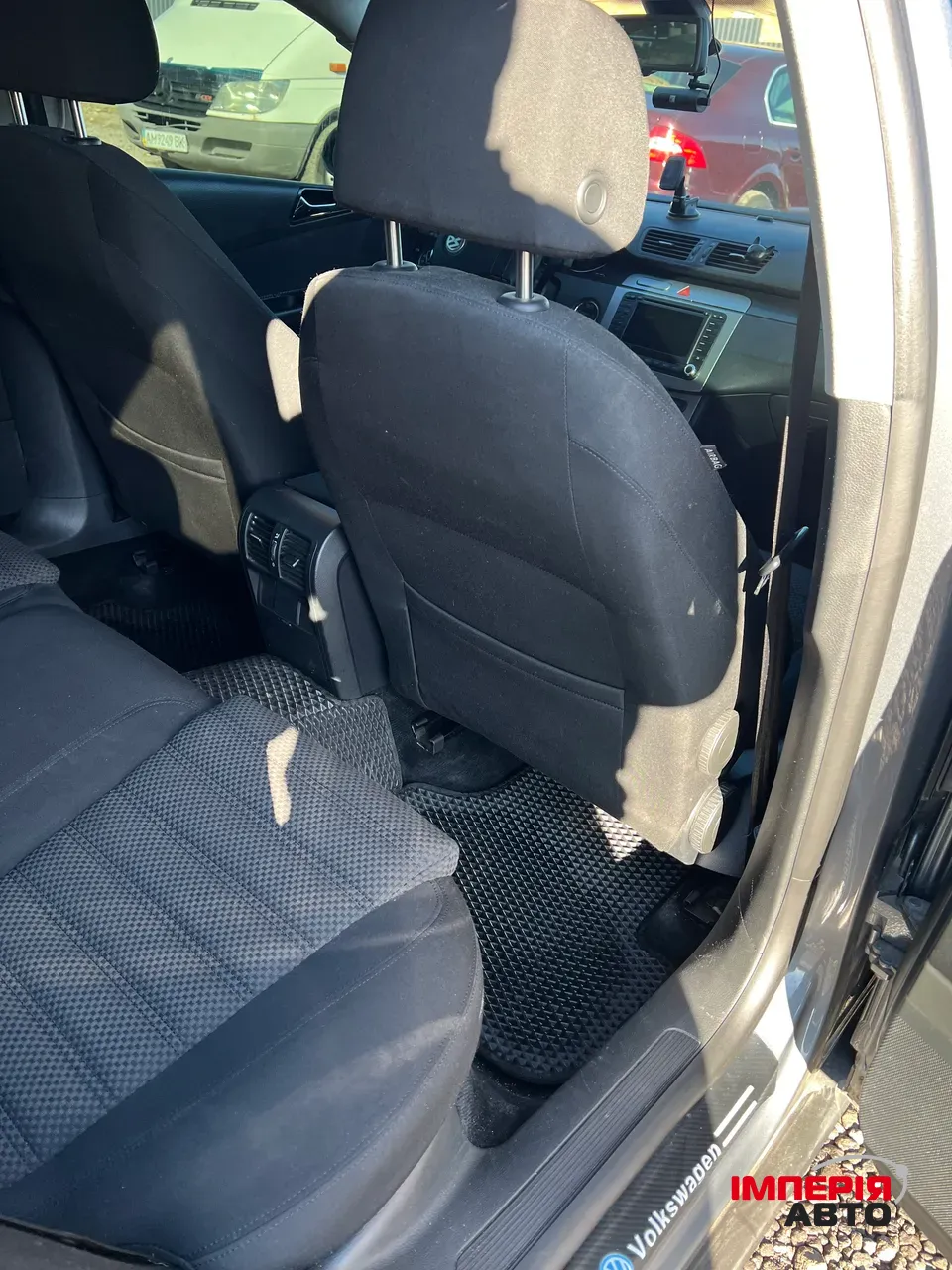 Volkswagen Passat - фото 8