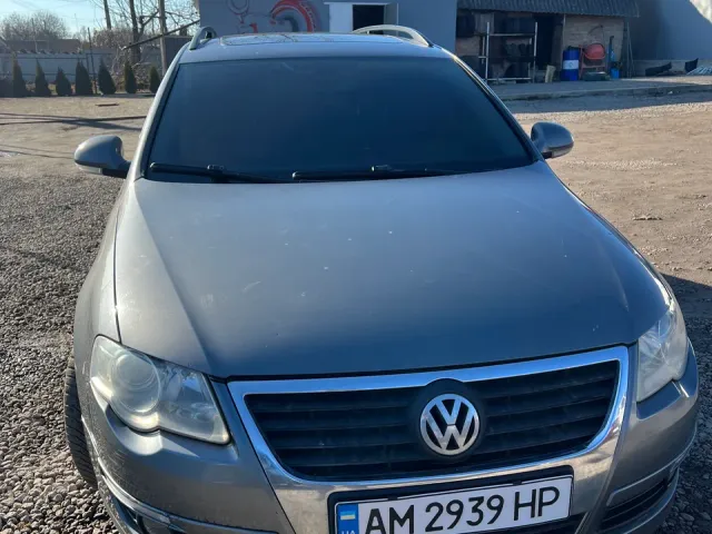 Volkswagen Passat - фото 3