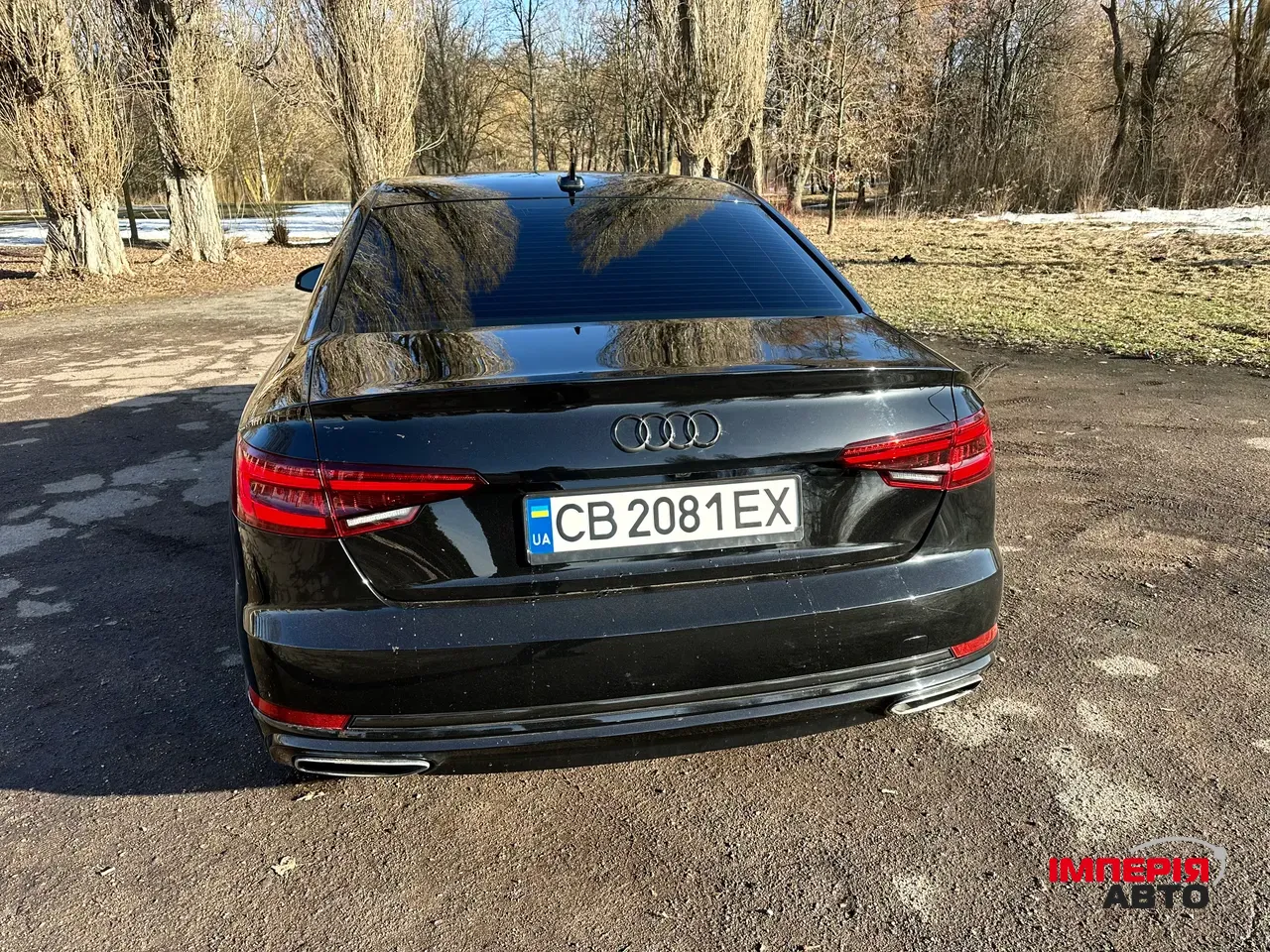 Audi A4 - фото 24