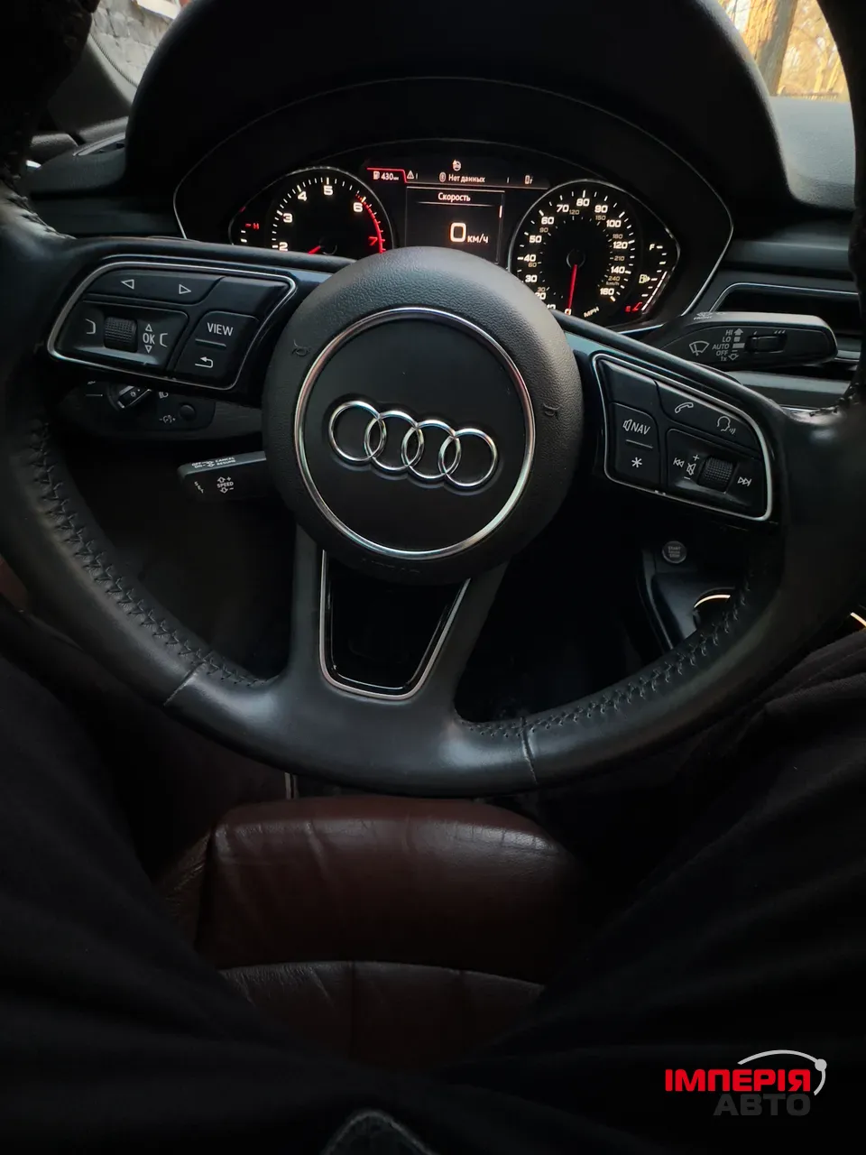 Audi A4 - фото 4