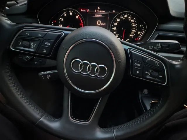 Audi A4 - фото 4