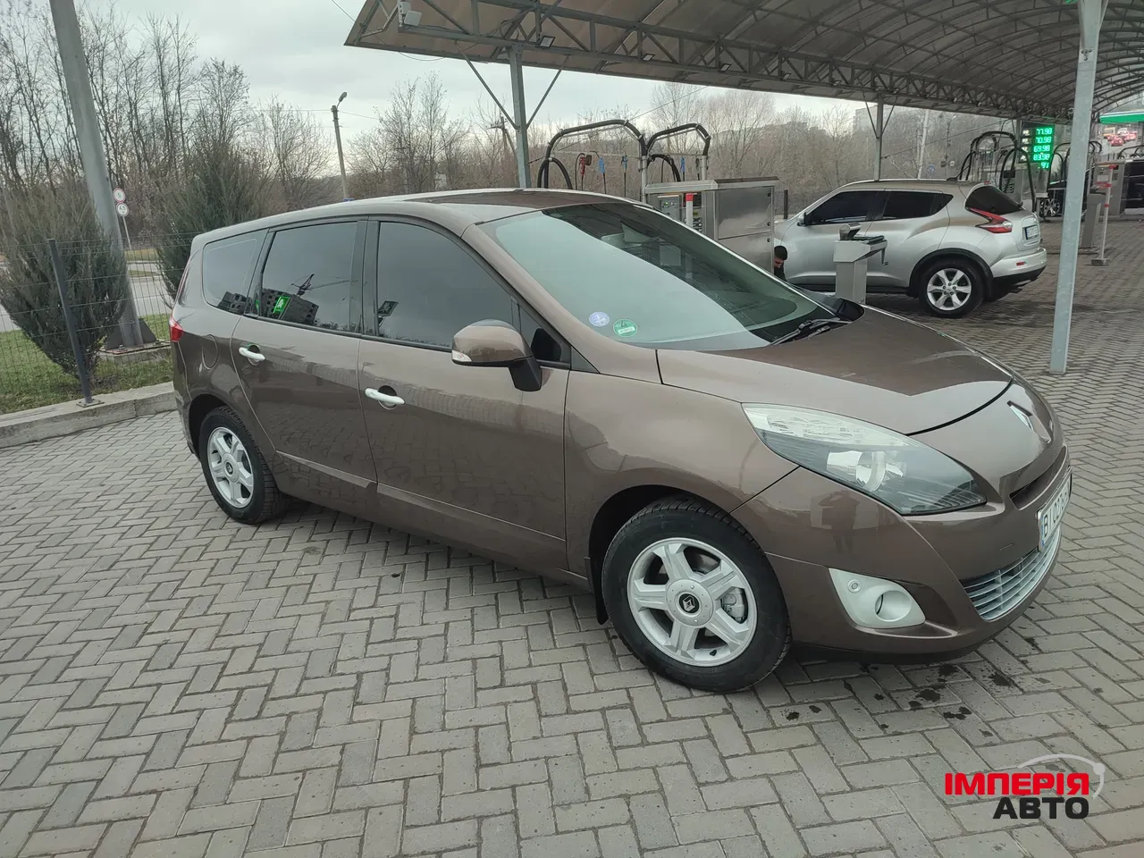 Renault Megane - фото 15