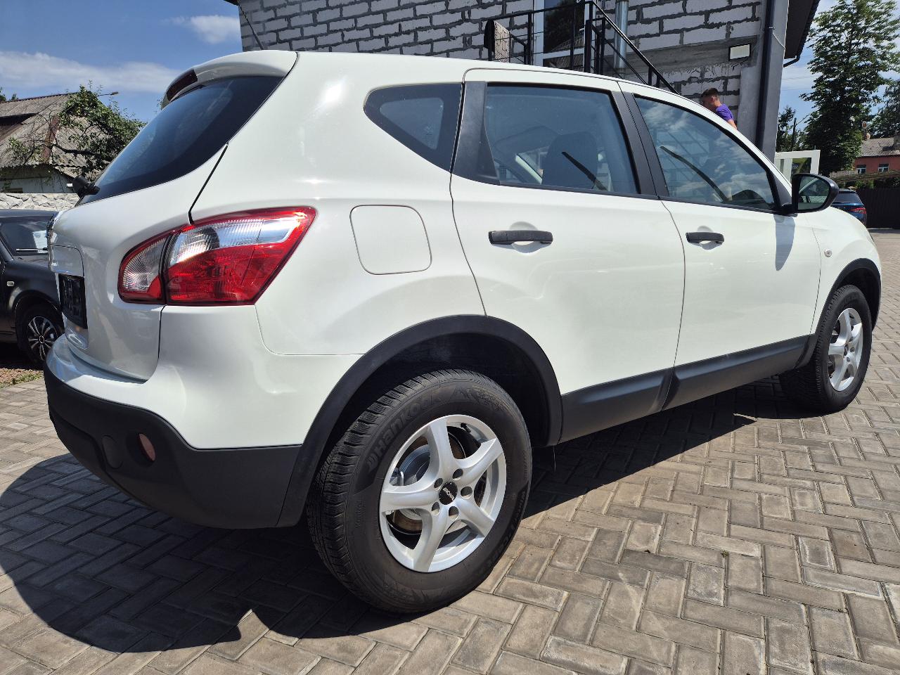 Nissan Qashqai - фото 2