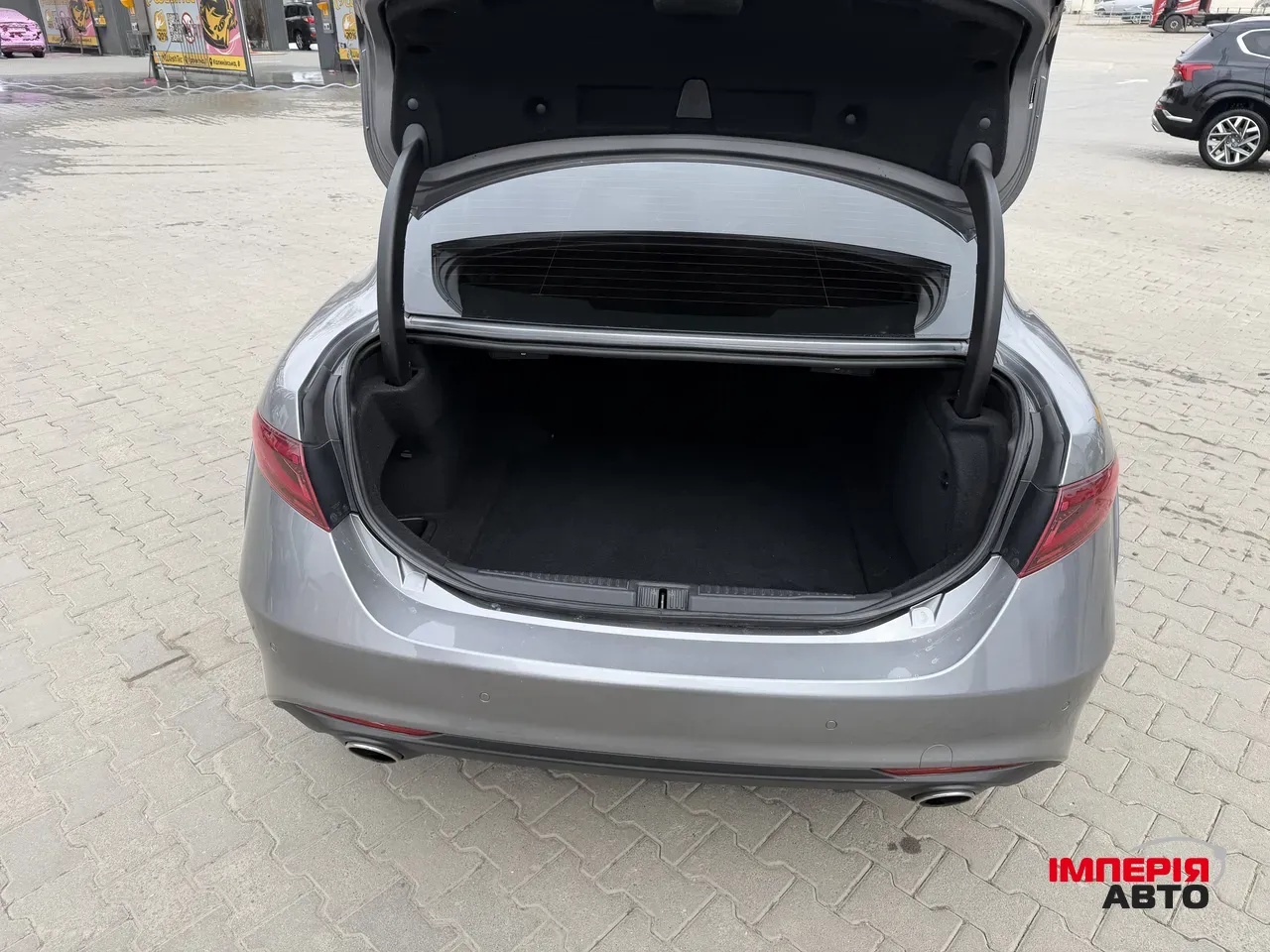 Alfa Romeo Giulia - фото 12