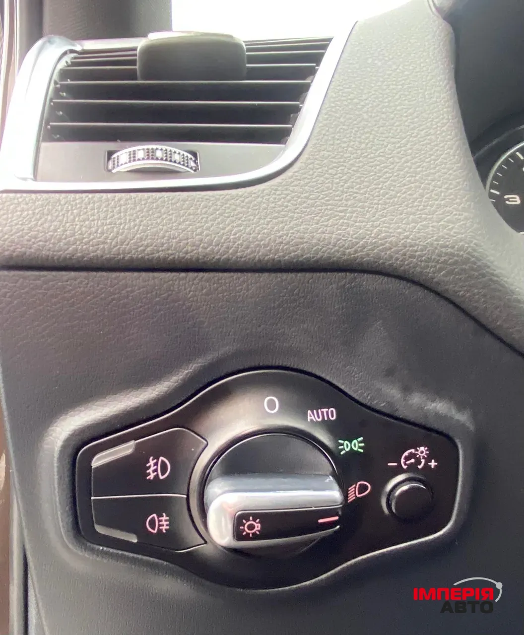 Audi Q5 - фото 19