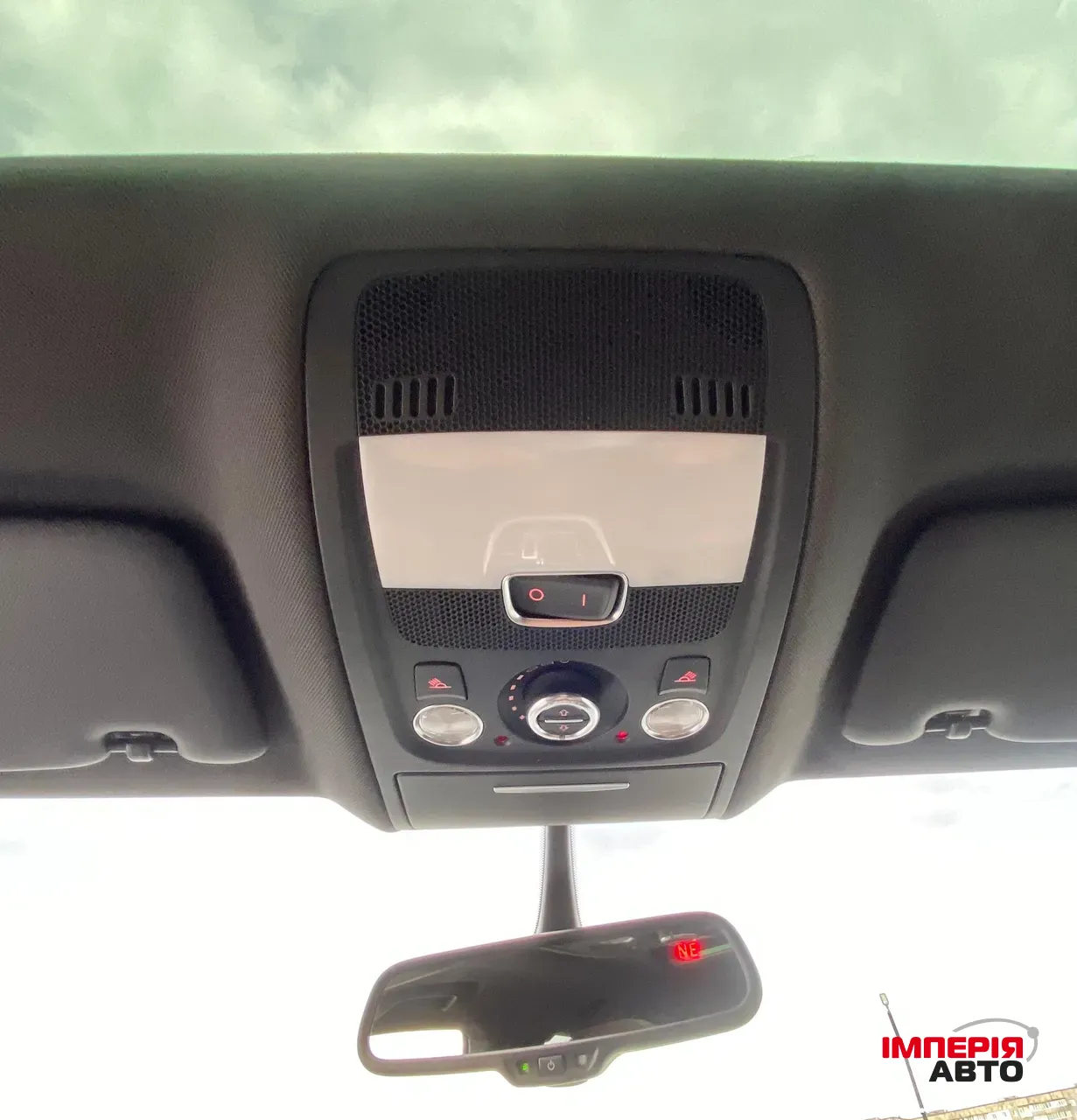 Audi Q5 - фото 16