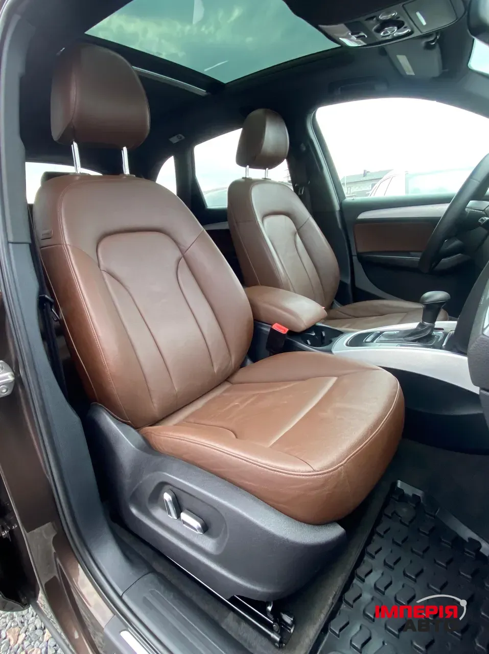 Audi Q5 - фото 12