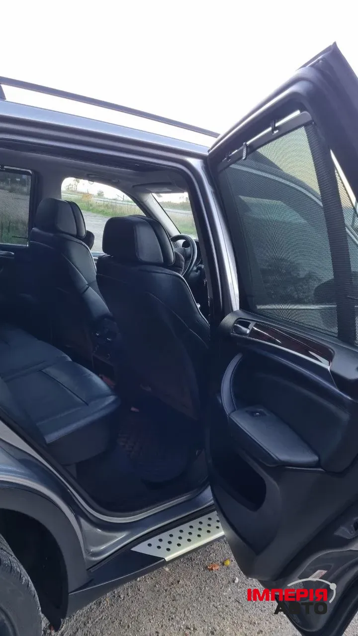 BMW X5 - фото 12