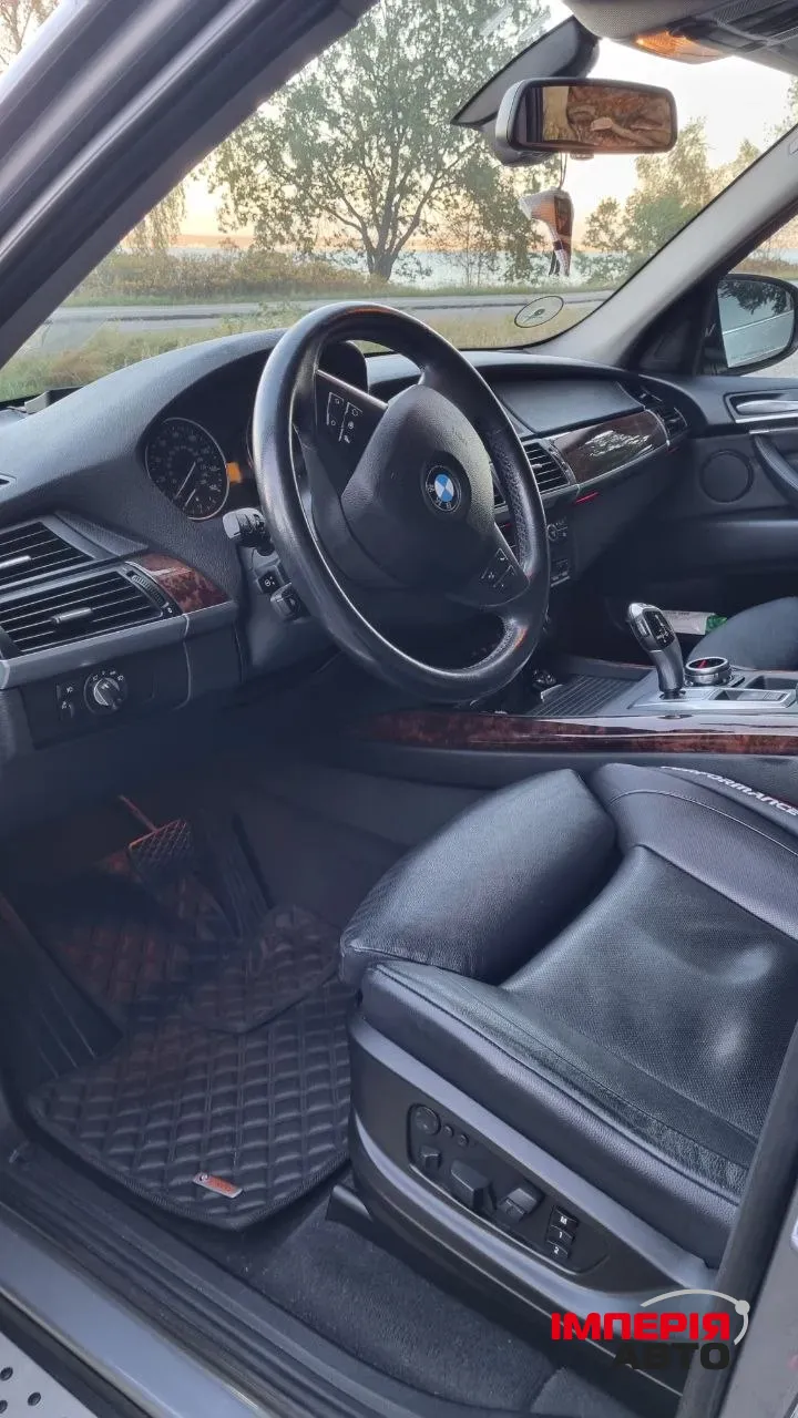 BMW X5 - фото 11