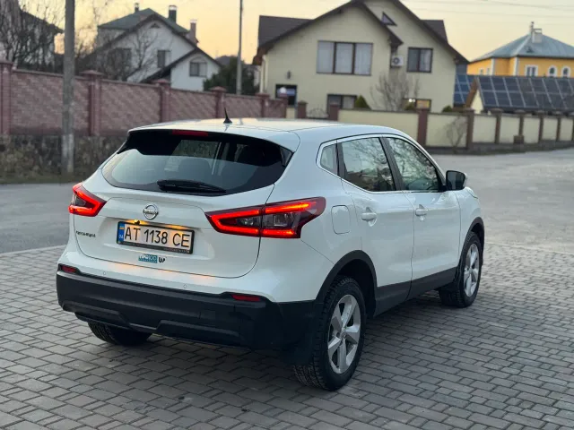 Nissan Qashqai - фото 4