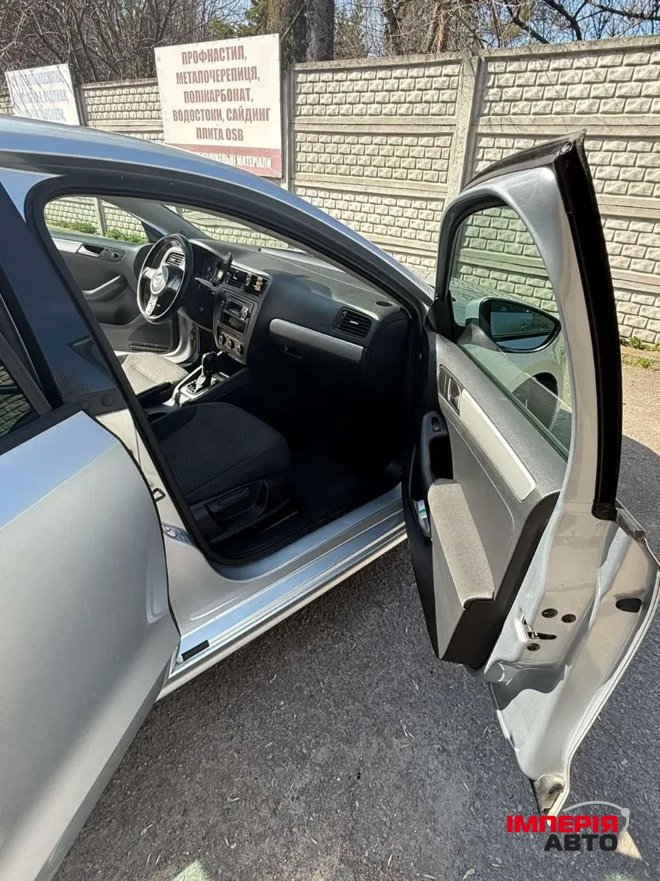 Volkswagen Jetta - фото 6