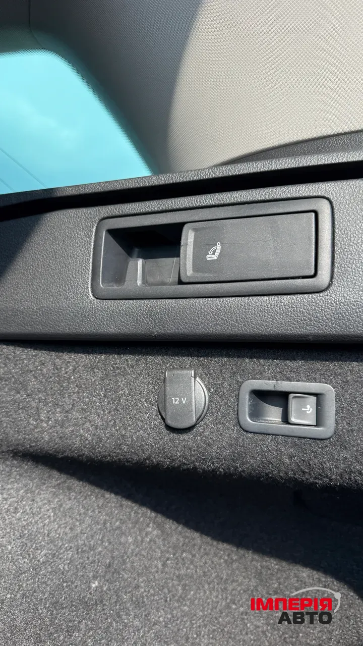 Volkswagen Passat - фото 6