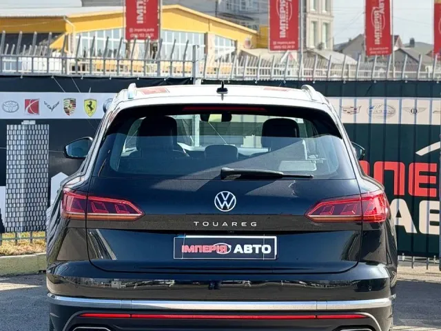 Volkswagen Touareg - фото 4