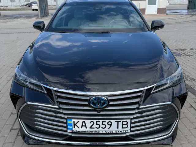 Toyota Avalon - фото 1