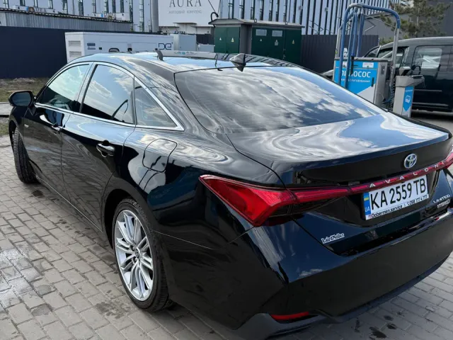 Toyota Avalon - фото 5