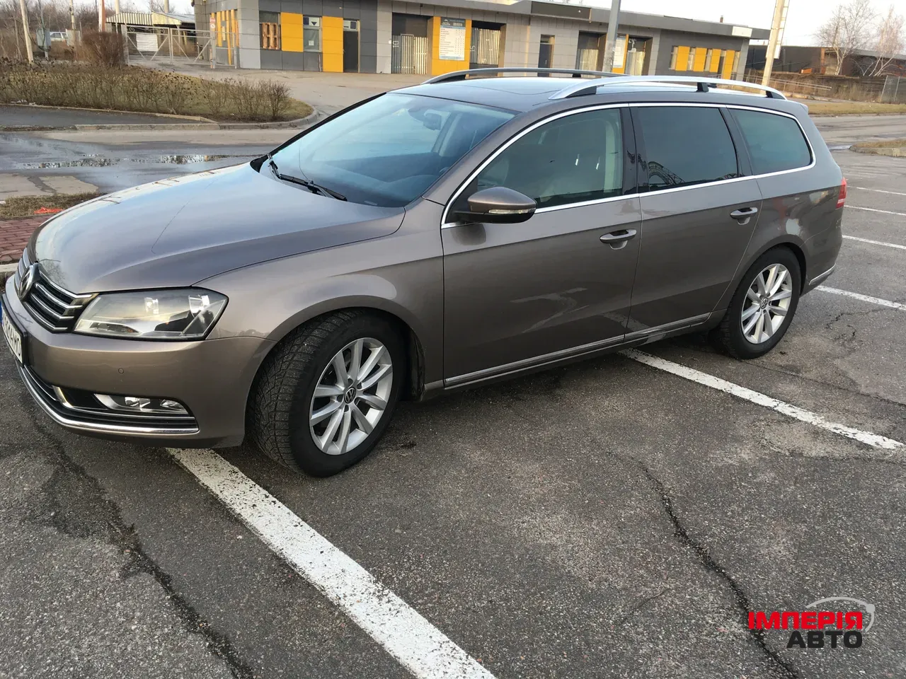 Volkswagen Passat - фото 4