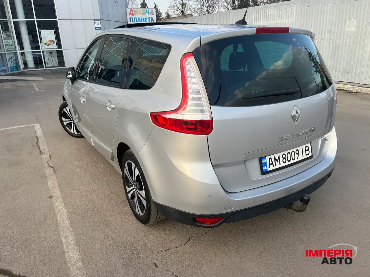 Renault Scenic - фото 7