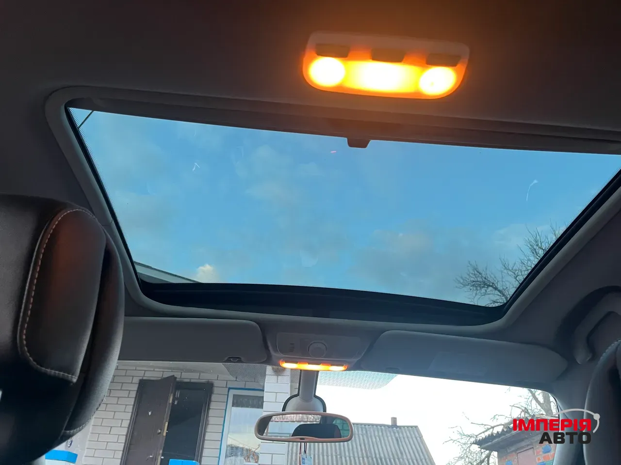 Renault Scenic - фото 11