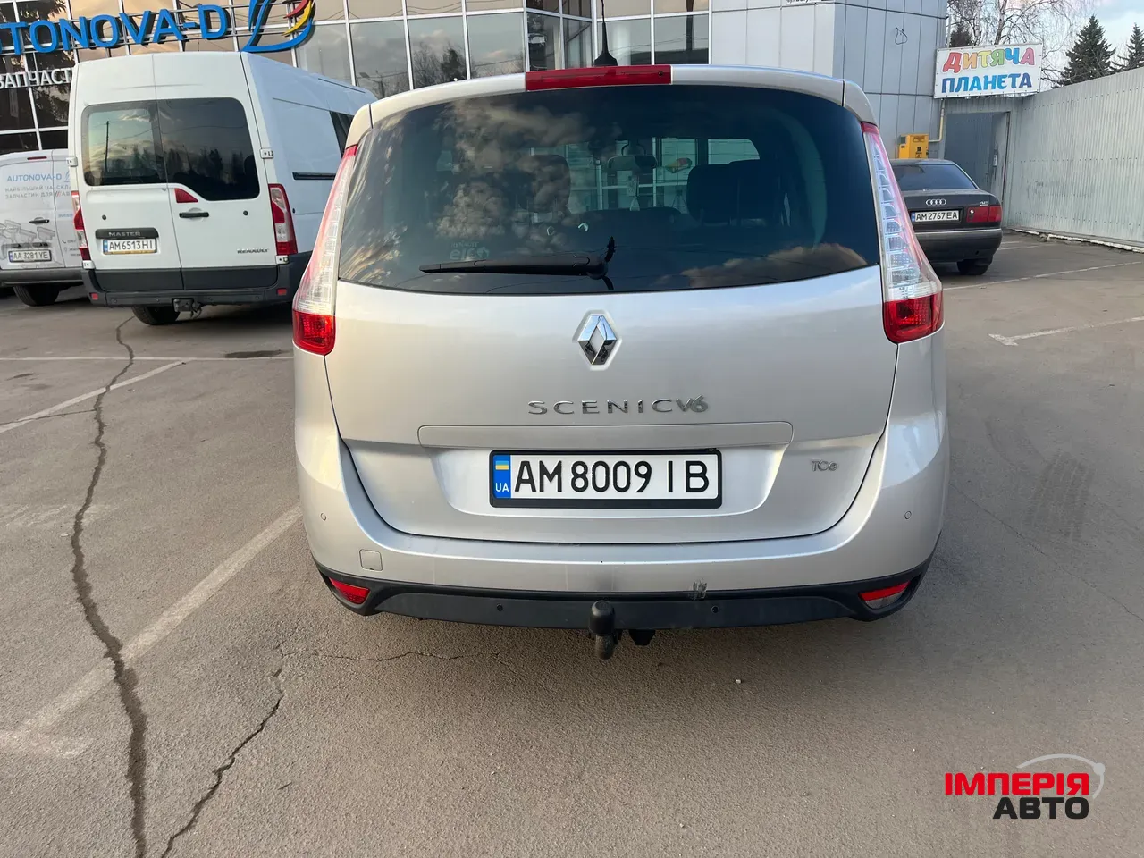 Renault Scenic - фото 5