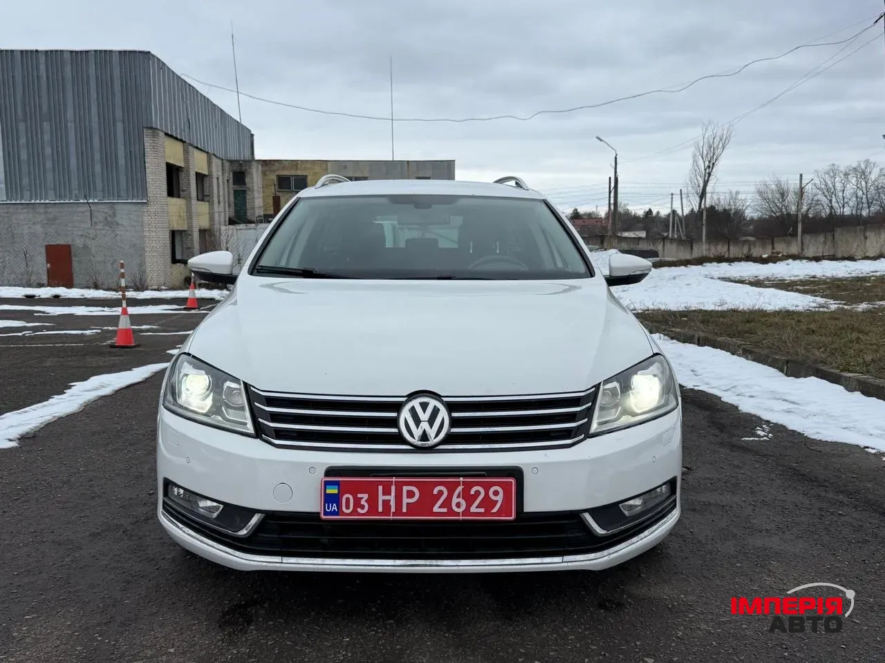 Volkswagen Passat - фото 4