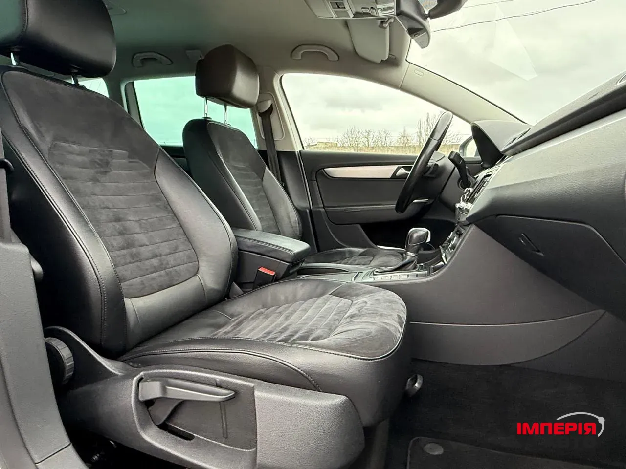 Volkswagen Passat - фото 23