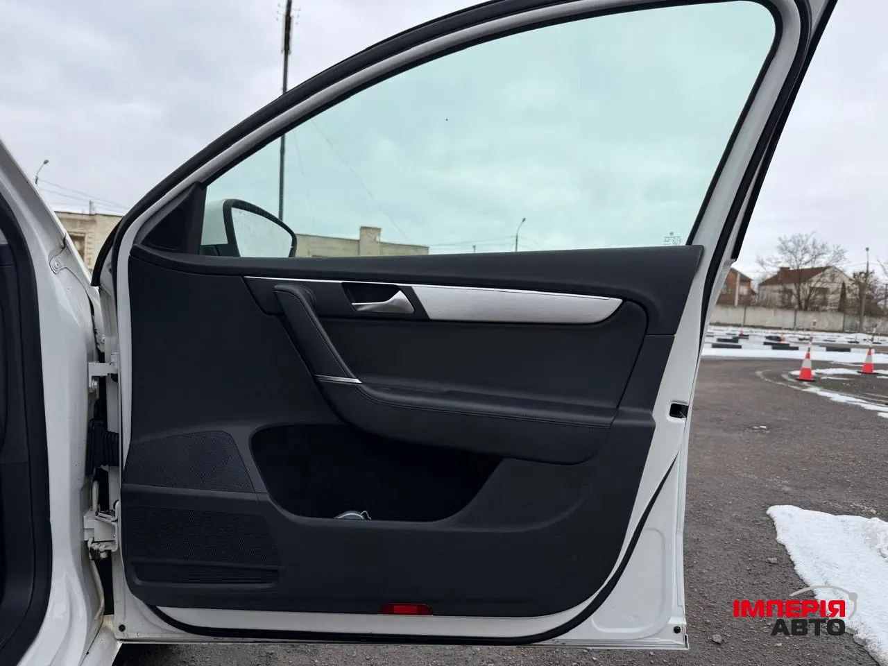 Volkswagen Passat - фото 38