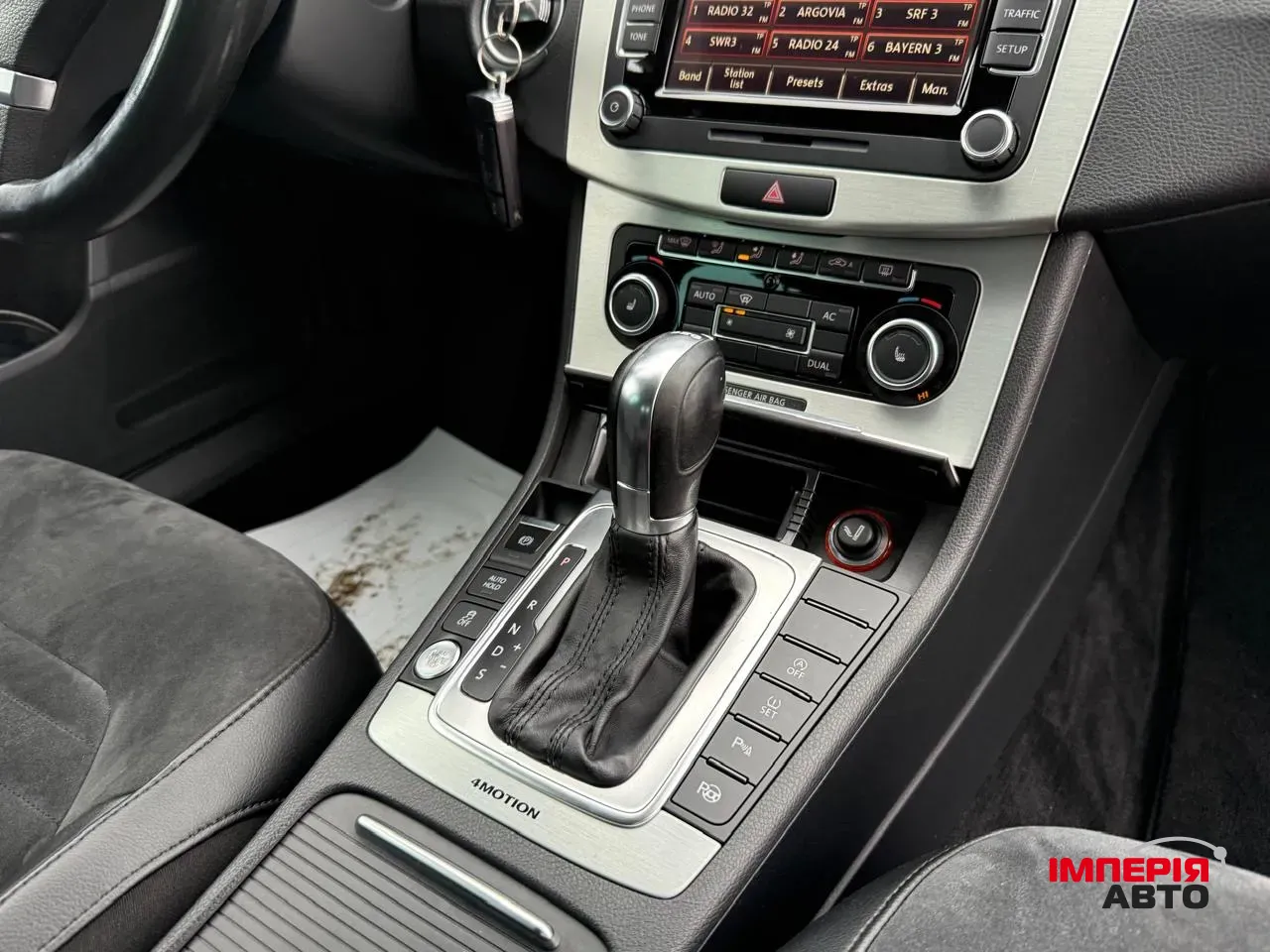 Volkswagen Passat - фото 24