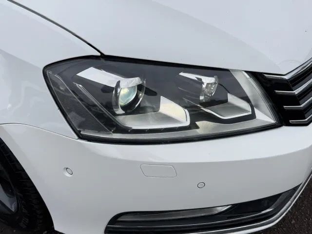 Volkswagen Passat - фото 3