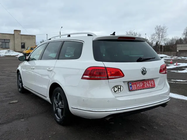 Volkswagen Passat - фото 5